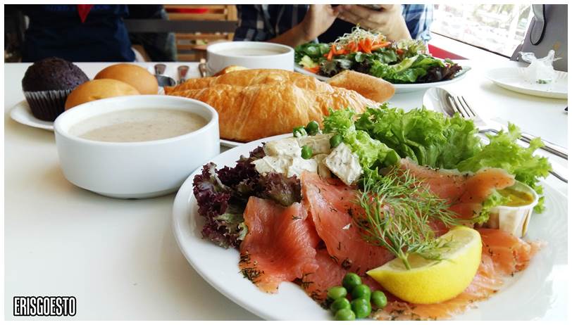 Sundate – Of Fat Cats, IKEA, Awesome Canteen & Kaki-Gori Shaved Ice