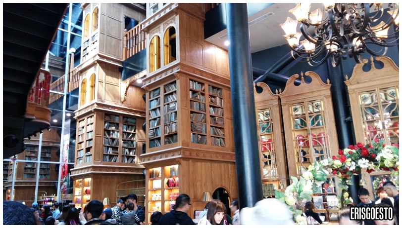 Books, Bread and Ice Cream at Miyahara Optometry, Taichung