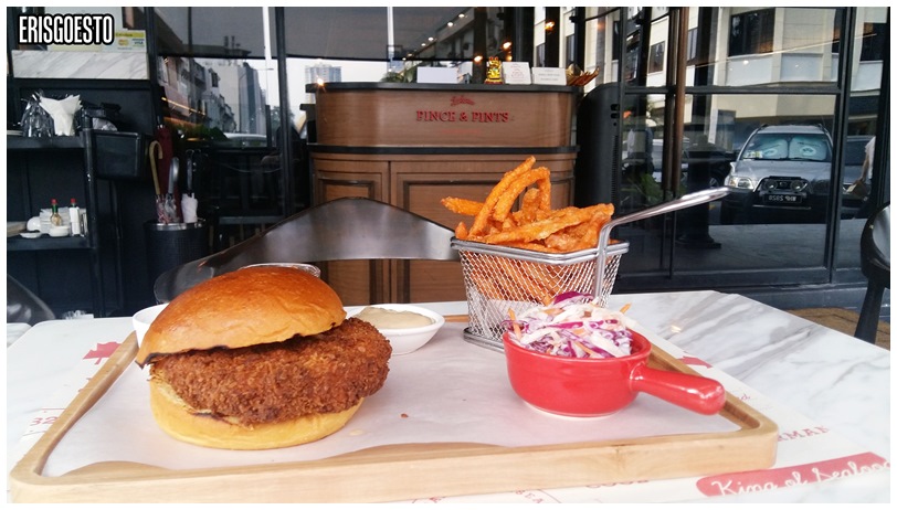 Malaysia Day Special – Lobster Burger @ Pince and Pints, Bangsar KL