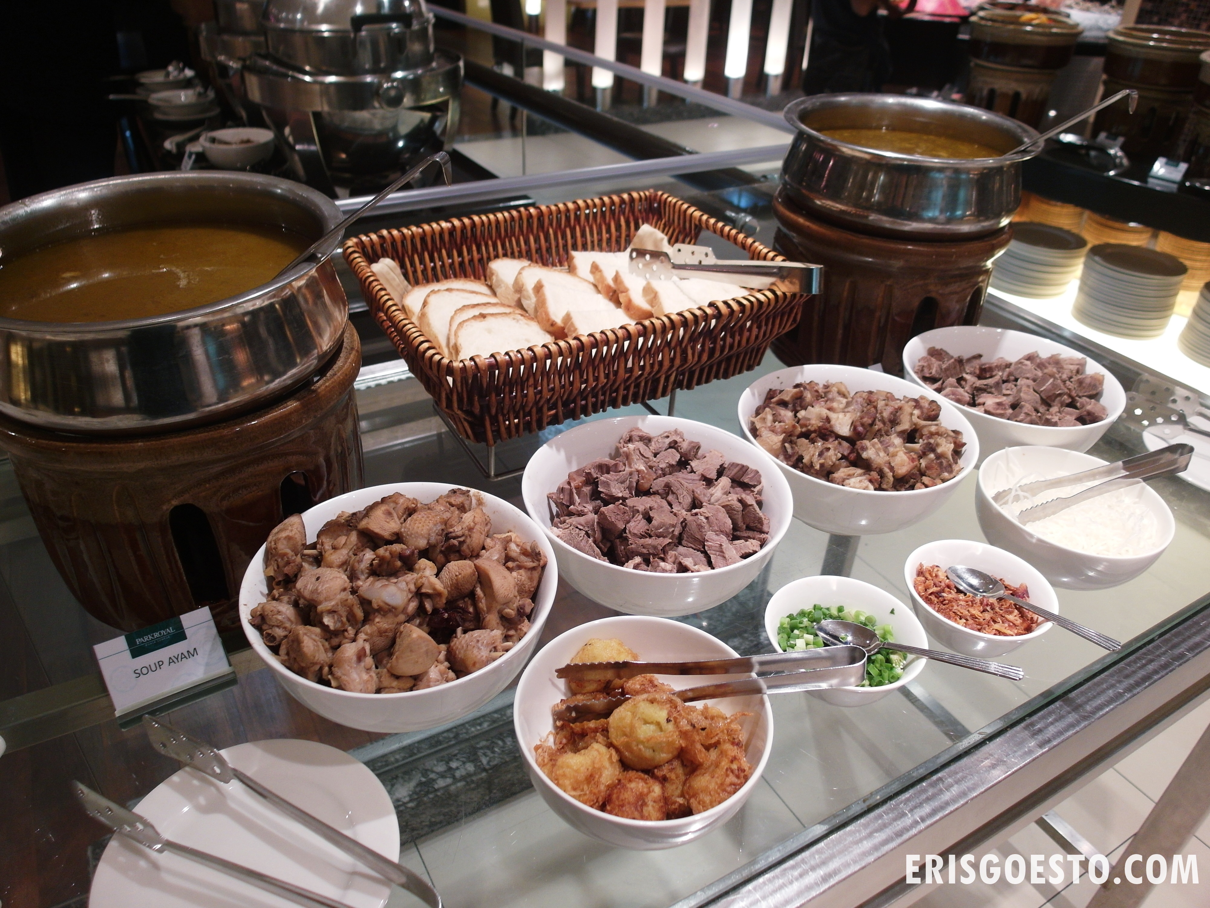 Food Review: Breaking Fast At Parkroyal’s Ramadhan Buffet