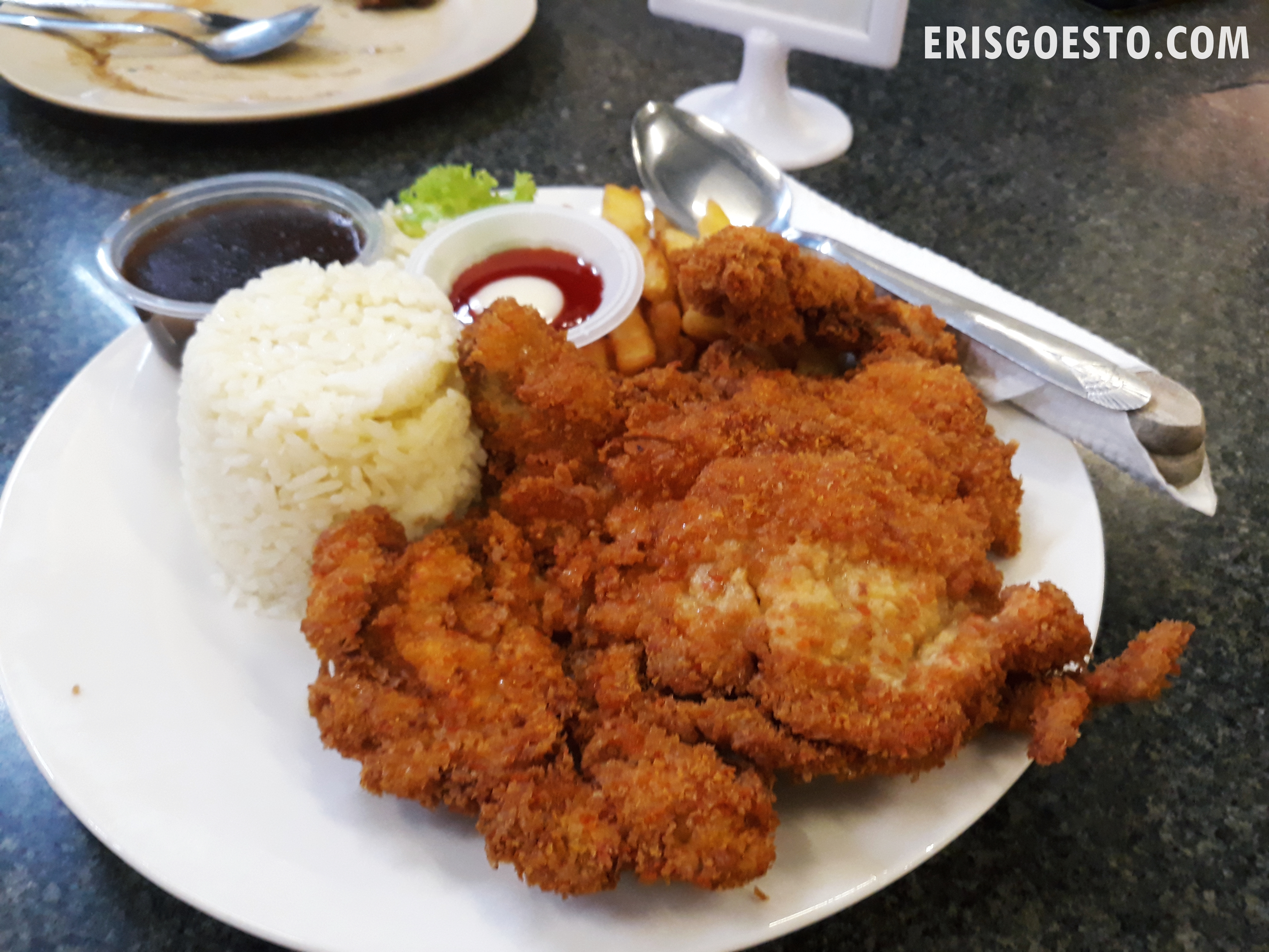 Food Under a Flyover – D’Jungle Food Court, Petaling Jaya