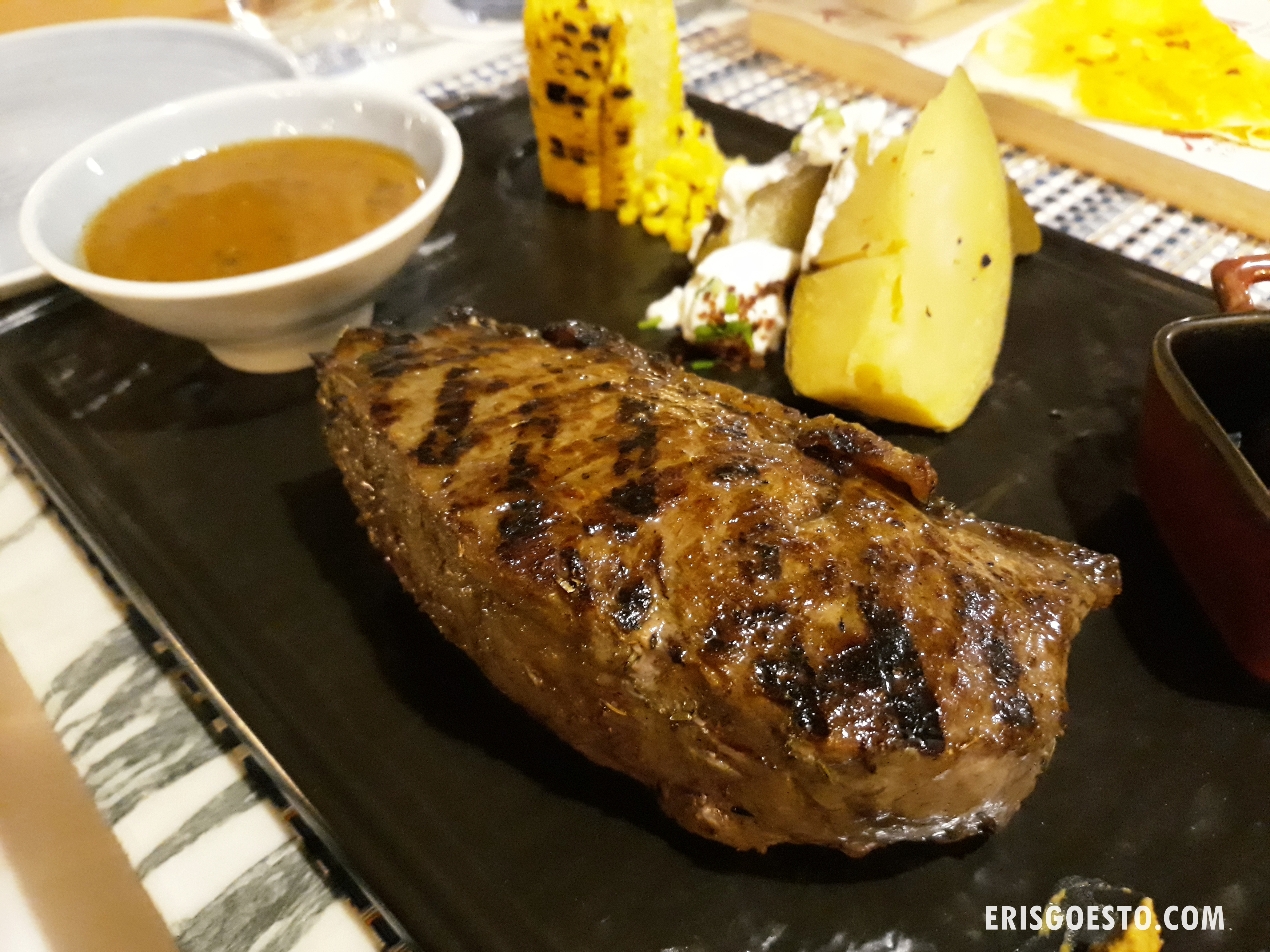 Review: Taman Sari Bar & Grill, Marriott Yogyakarta