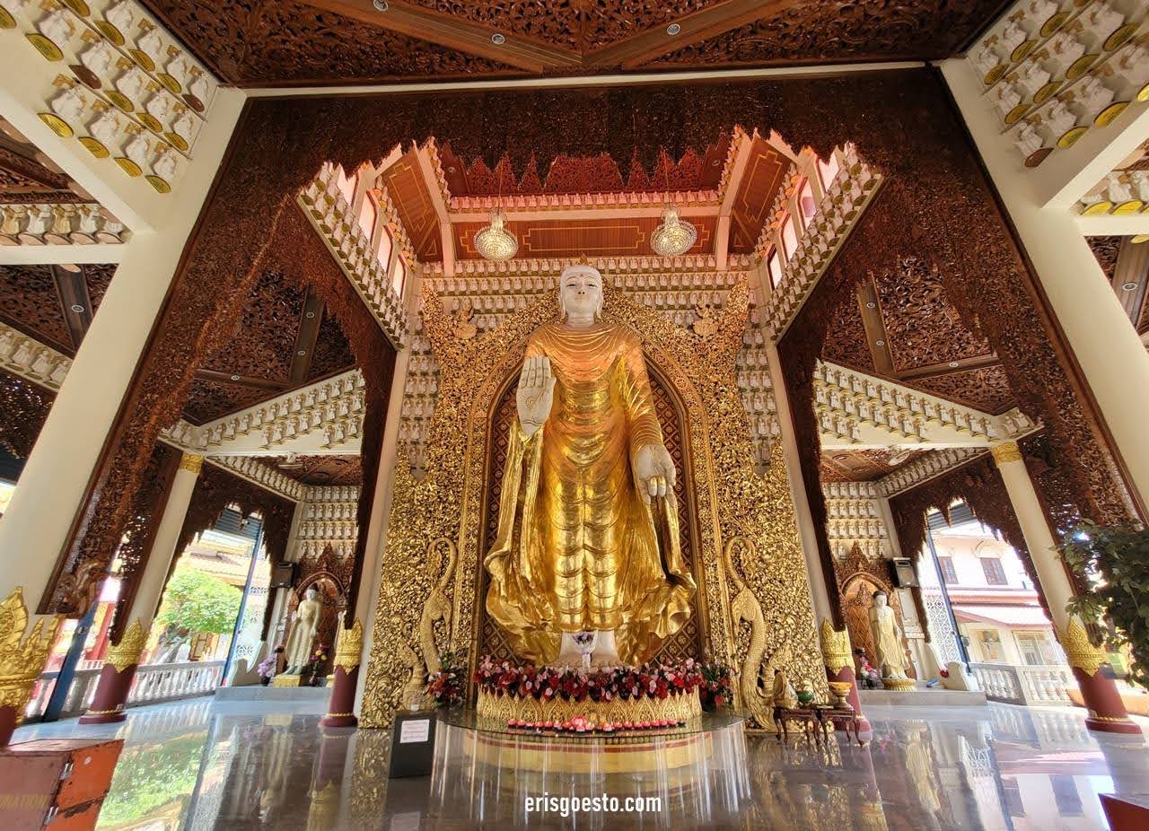 A Guide to Visiting Dhammikarama Buddhist Temple, Burma Road, Penang