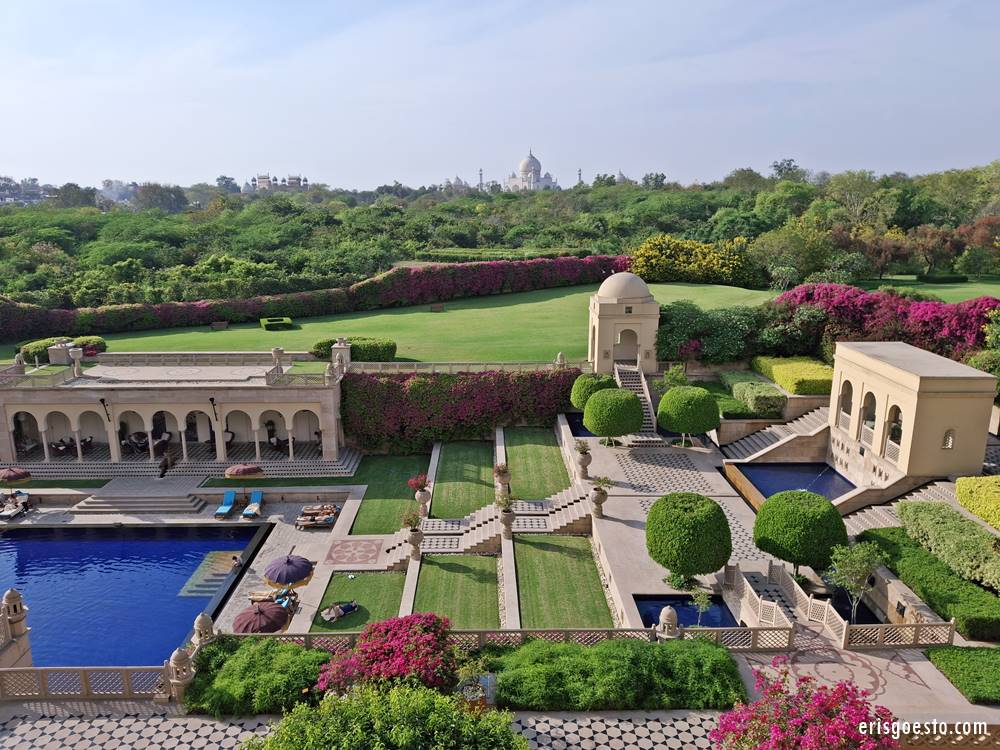 This Luxury Hotel has the Best Views of the Taj Mahal – The Oberoi Amarvilas, Agra