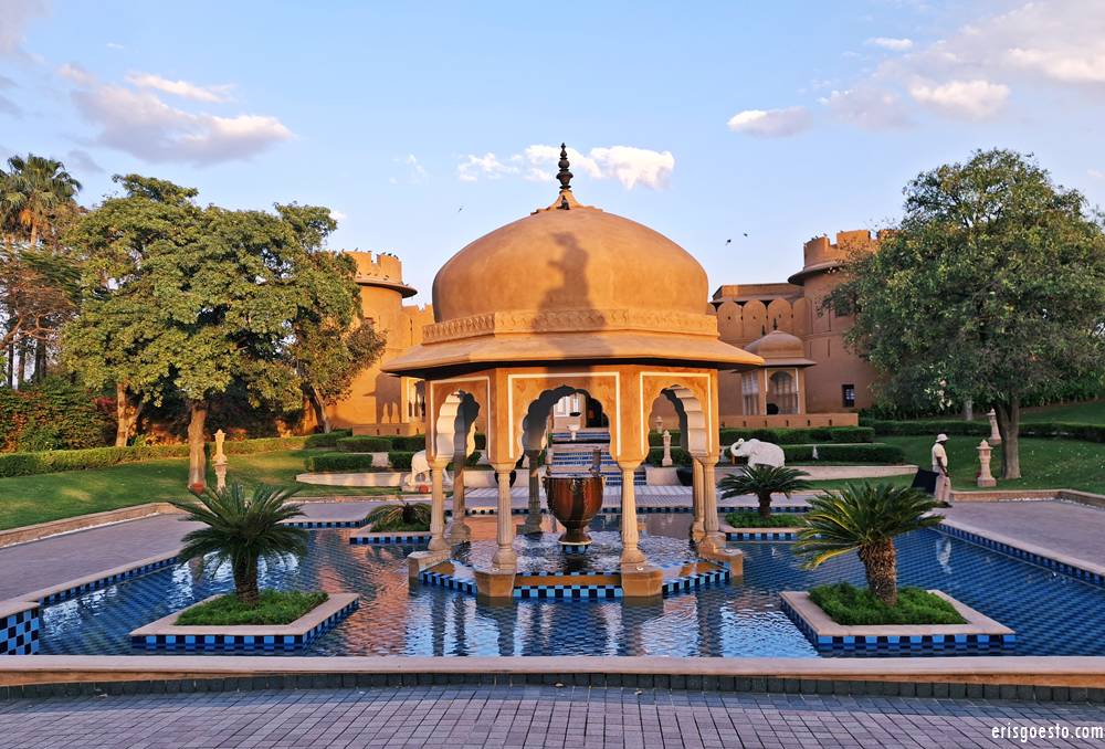Here’s Why Indian Luxury Resorts are On Another Level – The Oberoi Rajvilas Jaipur
